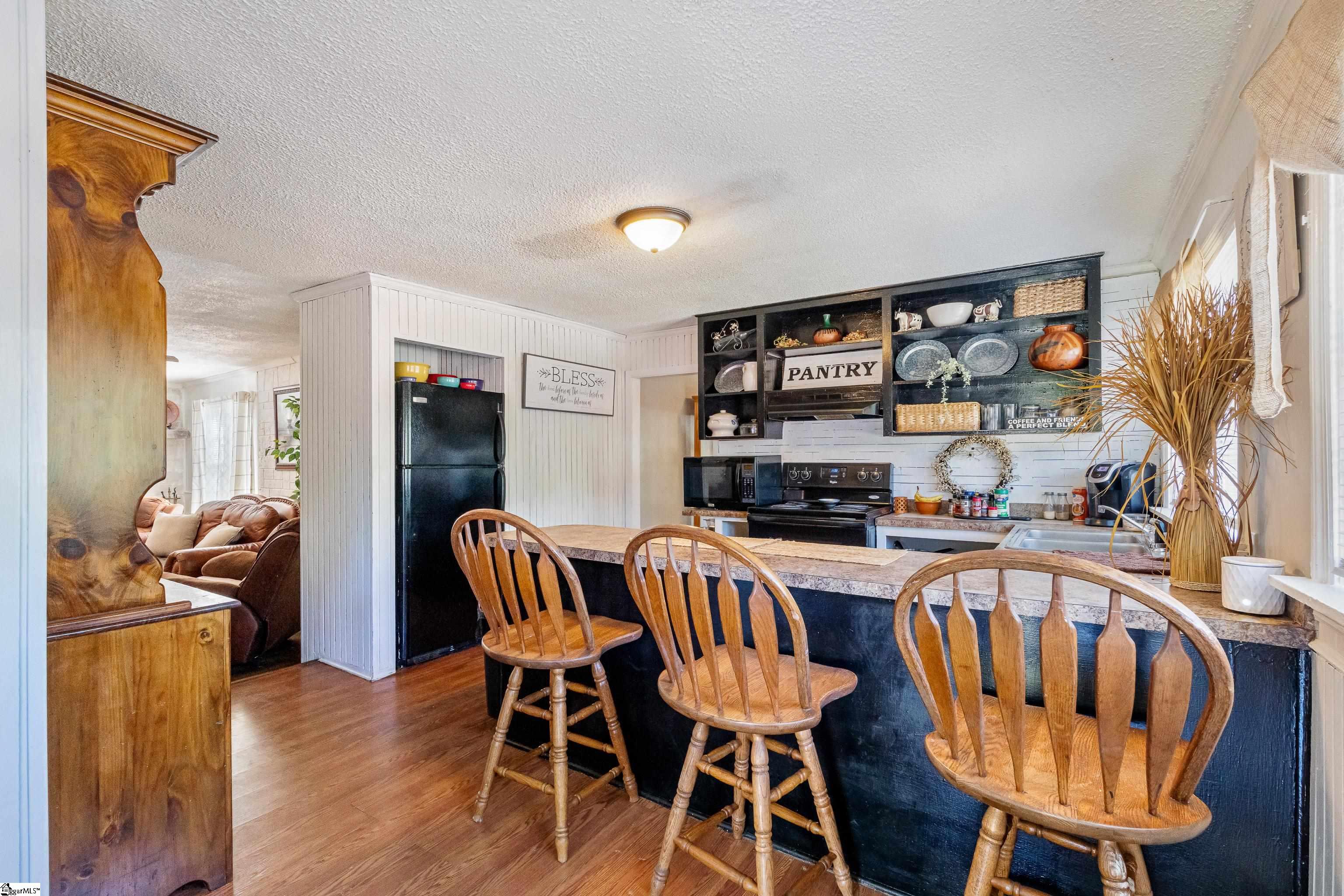 23636 Highway 121 Whitmire, SC 29178 - Photo 12 of 46