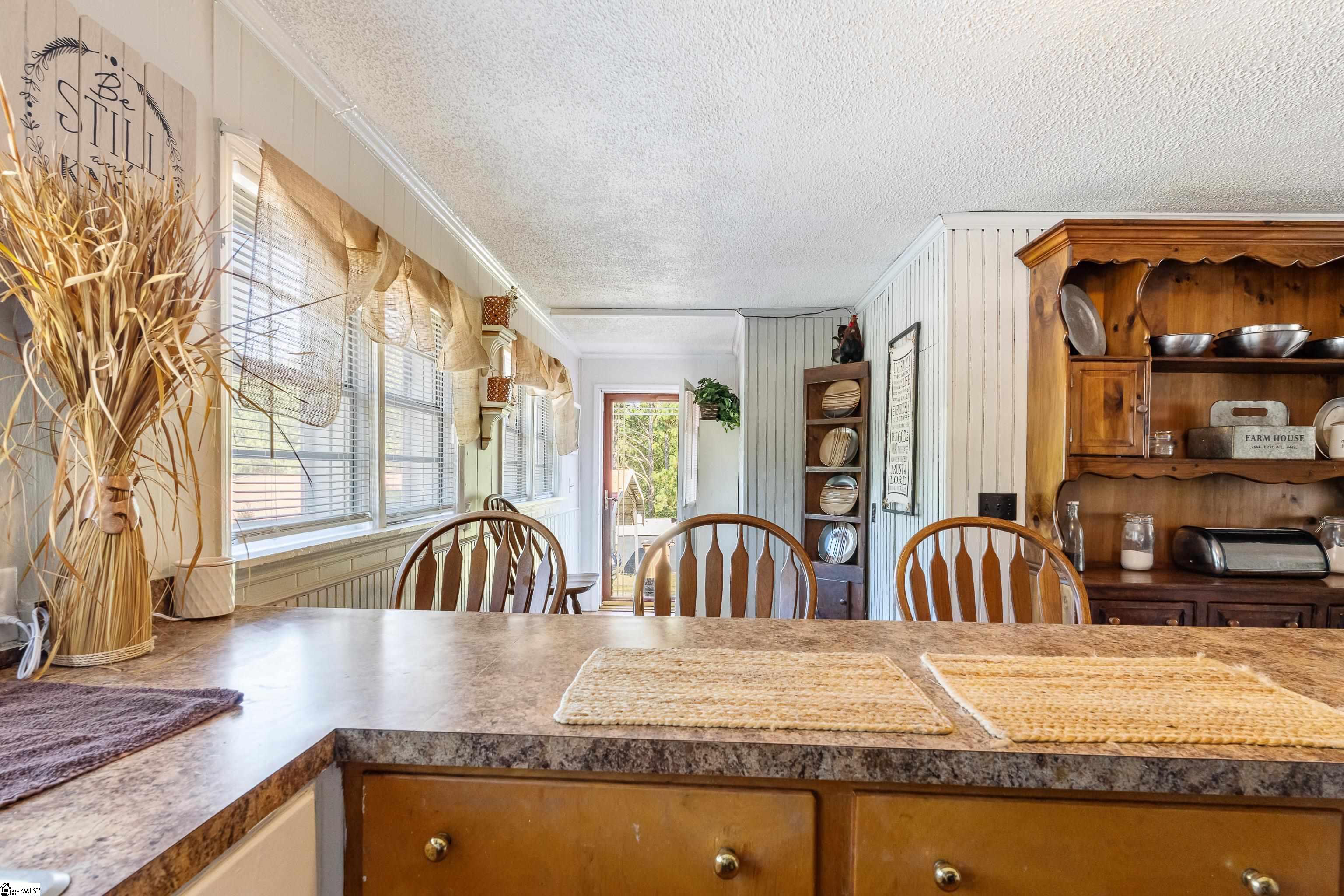 23636 Highway 121 Whitmire, SC 29178 - Photo 14 of 46