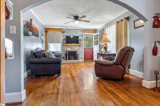 $349,000 | 23636 Highway 121, Whitmire, SC 29178