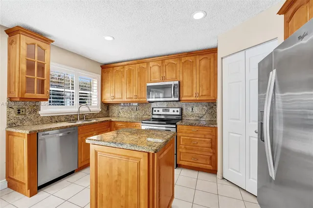 $579,000 | 20840 Northwest 14th Street, Pembroke Pines, FL 33029