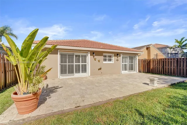 $579,000 | 20840 Northwest 14th Street, Pembroke Pines, FL 33029