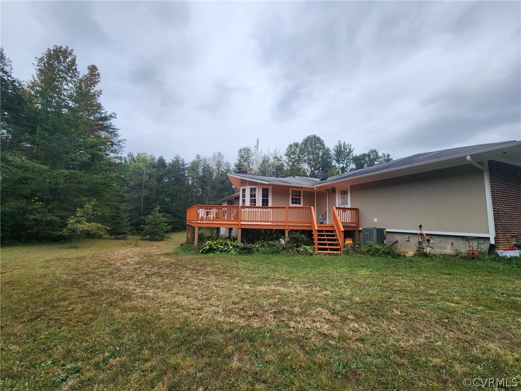20802 Beaver Dam Road Beaverdam, VA 23015 - Photo 39 of 49 a view of a house with a yard