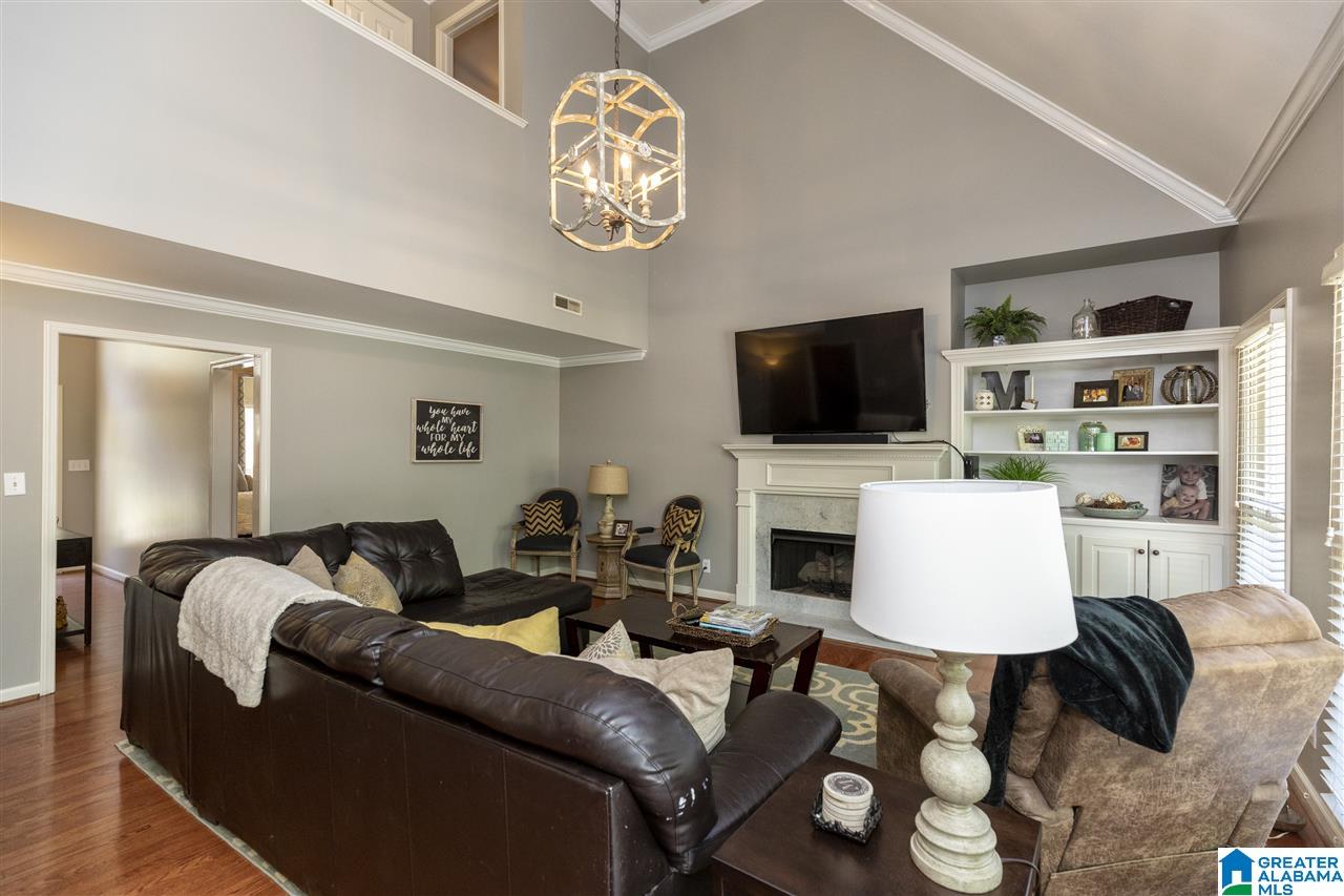6091 Eagle Point Circle Birmingham, AL 35242 - Photo 4 of 50