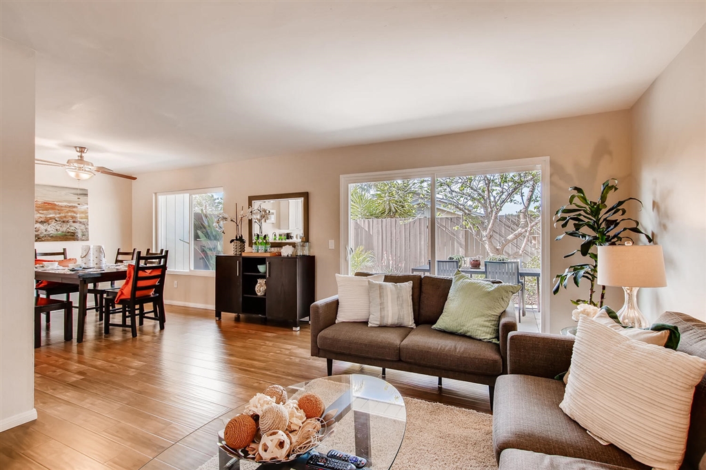 1836 Gatepost Road Encinitas, CA 92024 - Photo 4 of 25