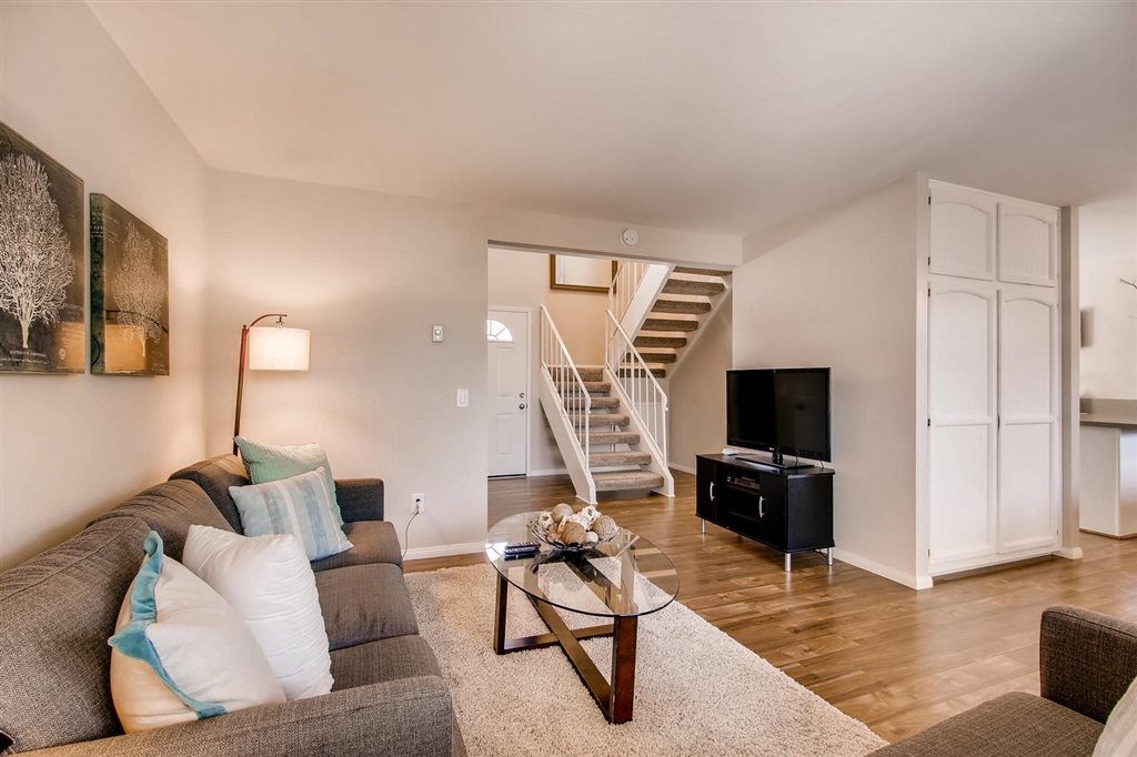 1836 Gatepost Road Encinitas, CA 92024 - Photo 5 of 25