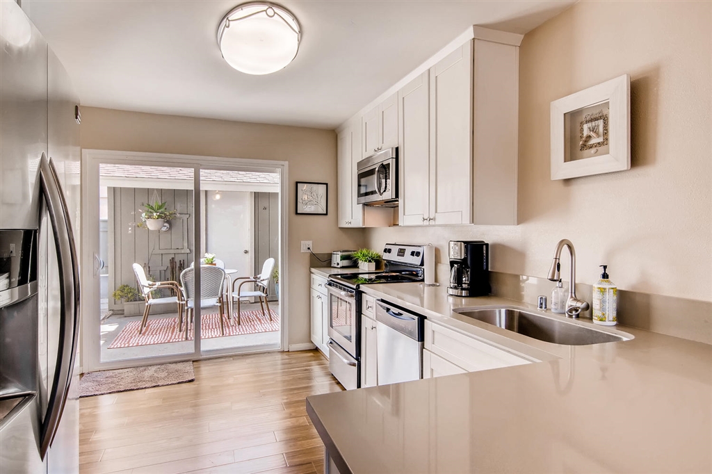 1836 Gatepost Road Encinitas, CA 92024 - Photo 8 of 25