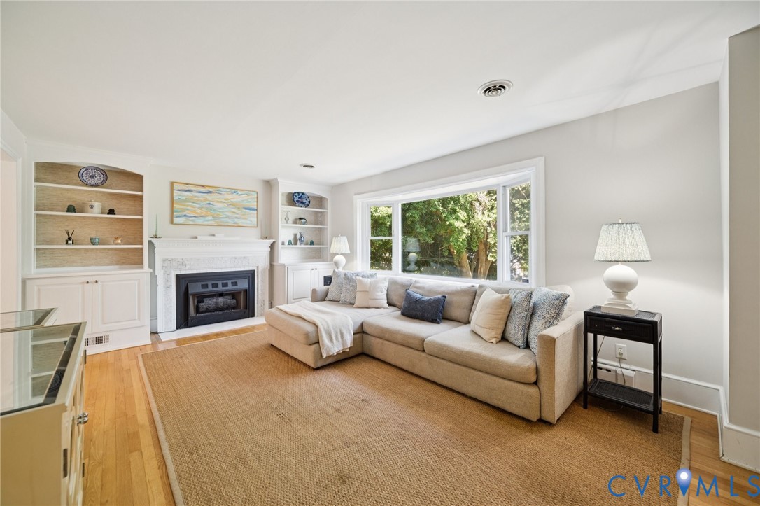 8611 Arran Road Richmond, VA 23235 - Photo 3 of 19 Gallery Image 3