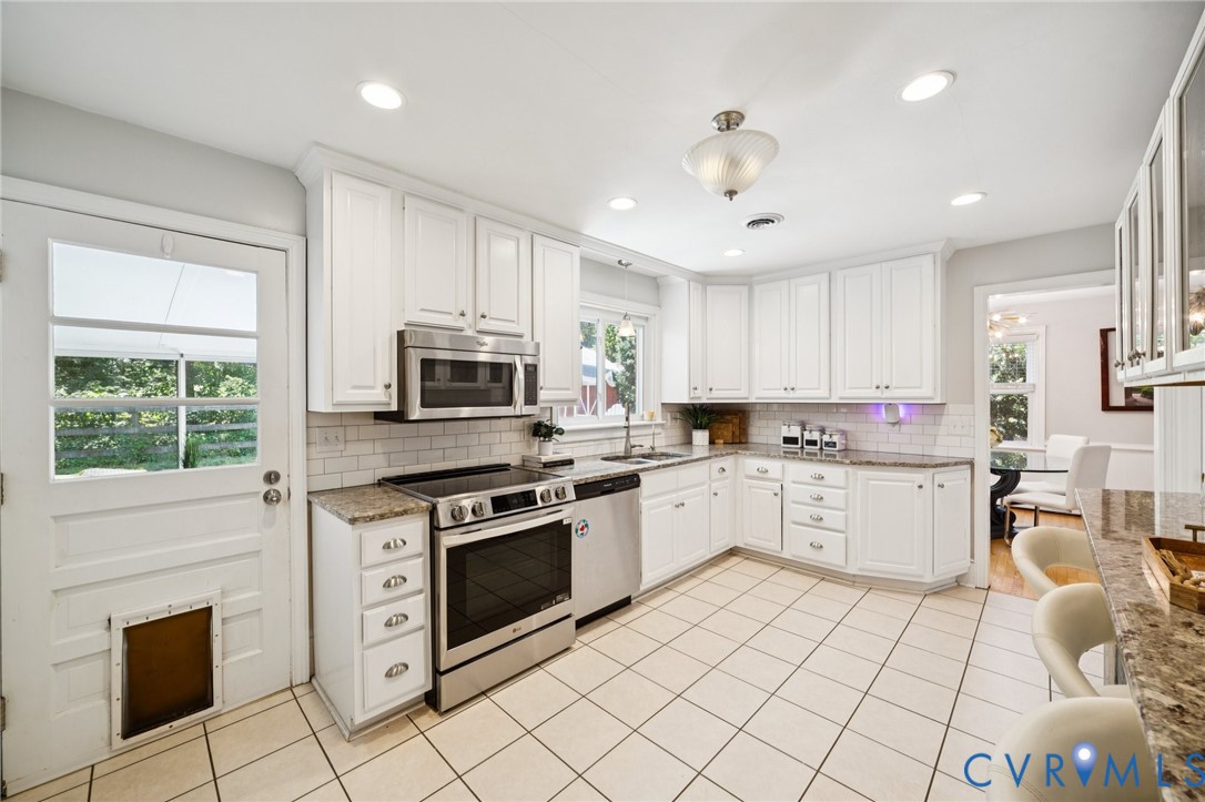8611 Arran Road Richmond, VA 23235 - Photo 7 of 19 Gallery Image 7