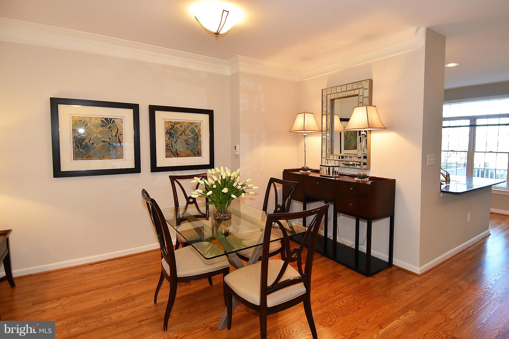 4098 21st Road North Arlington, VA 22207 - Photo 5 of 30 Dining Room