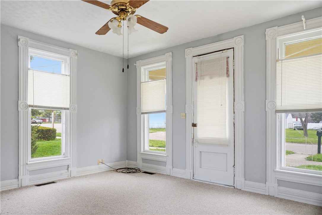 524 South Springfield Street St. Paris, OH 43072 - Photo 5 of 17
