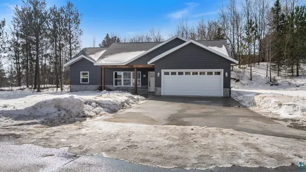 $439,900 | 912 Carter Circle, Eveleth, MN 55734