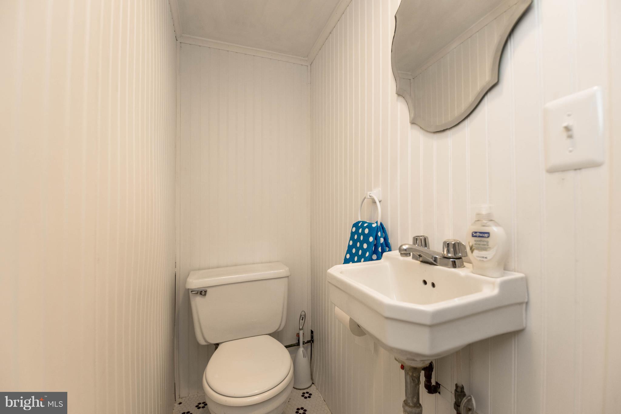 720 Dunkirk Road Baltimore, MD 21212 - Photo 24 of 29 Half bathroom in Lower Level
