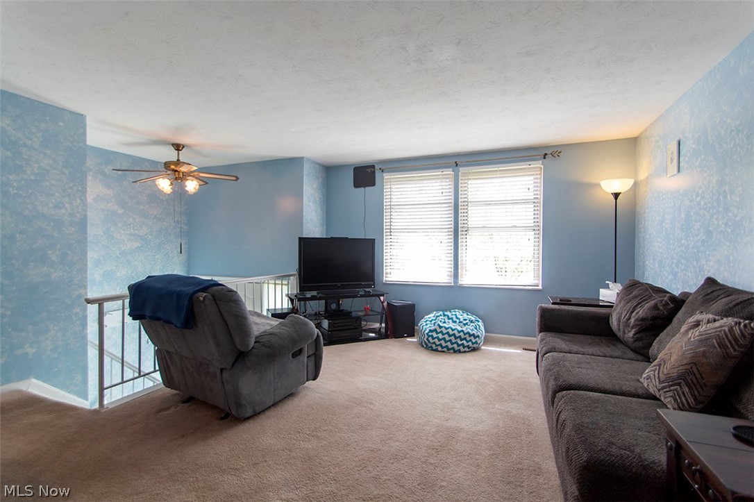 889 Ridgeview Drive Medina, OH 44256 - Photo 4 of 28 Gallery Image 4