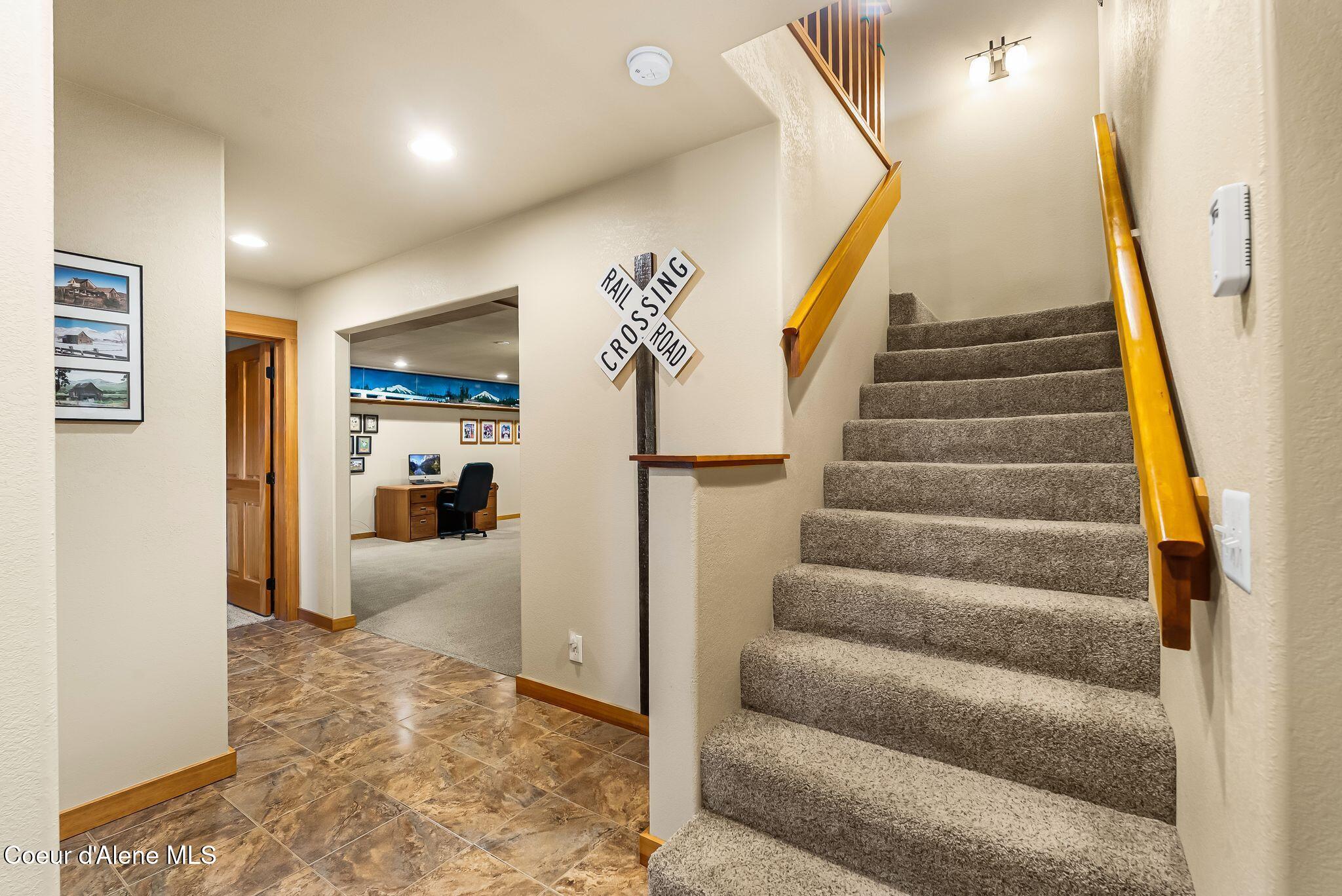 457 Gypsy Bay Road Sagle, ID 83860 - Photo 27 of 52 24