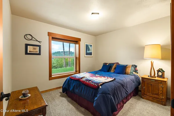 $2,230,000 | 457 Gypsy Bay Road, Sagle, ID 83860