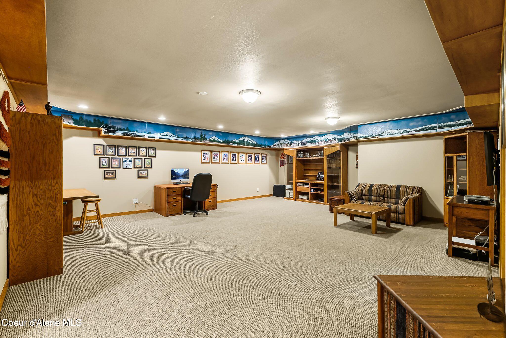 457 Gypsy Bay Road Sagle, ID 83860 - Photo 34 of 52 30