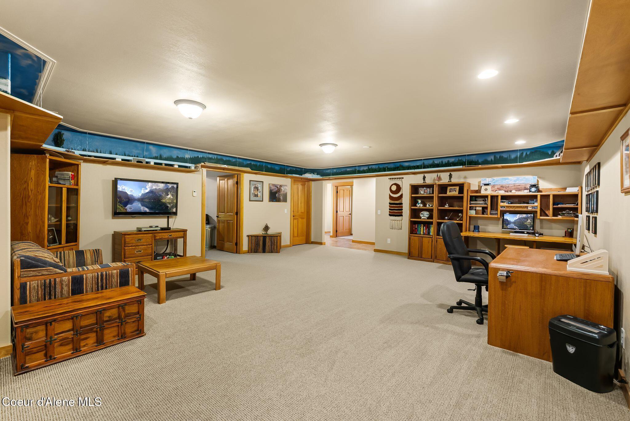 457 Gypsy Bay Road Sagle, ID 83860 - Photo 35 of 52 31