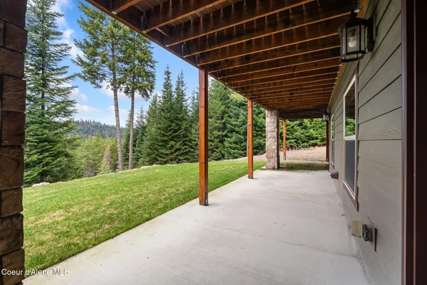 $2,230,000 | 457 Gypsy Bay Road, Sagle, ID 83860