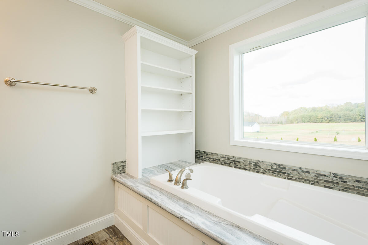 2460 McCray Road Burlington, NC 27217 - Photo 17 of 28 McRay Road-16
