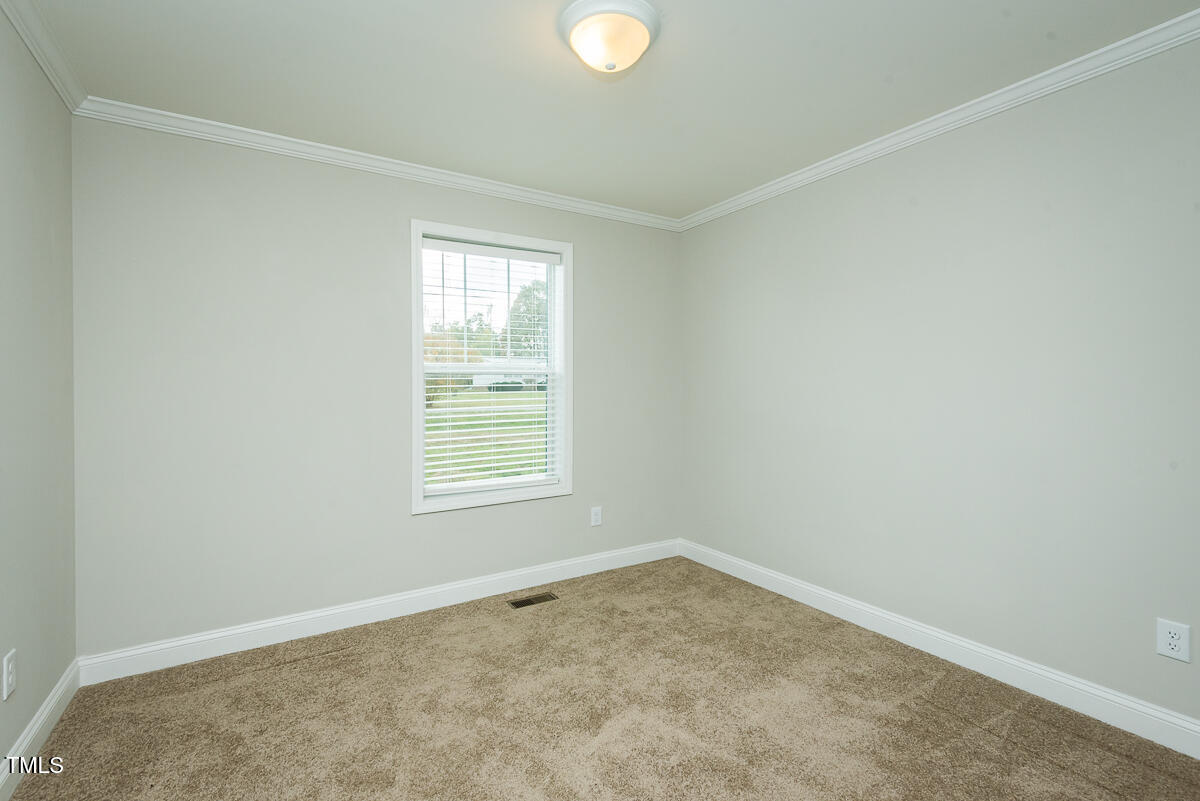 2460 McCray Road Burlington, NC 27217 - Photo 19 of 28 McRay Road-18