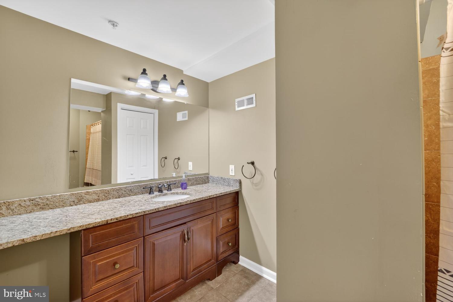 8023 River Park Road Bowie, MD 20715 - Photo 45 of 49 Bathroom