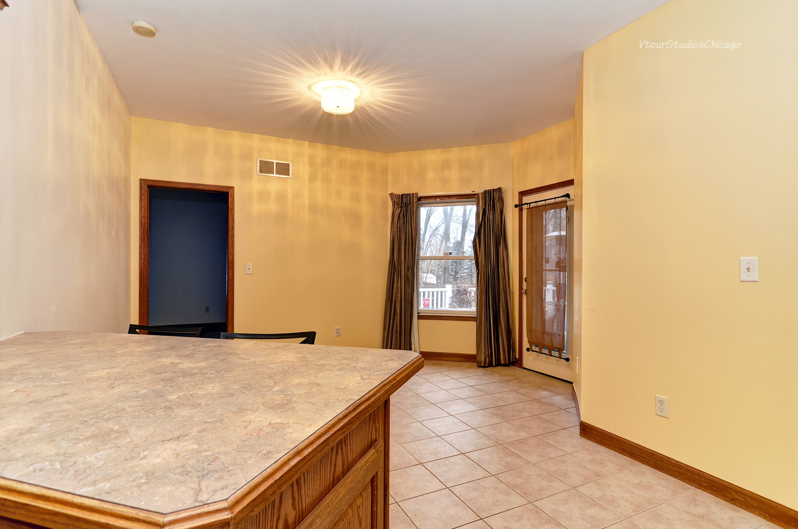 858 West Kennedy Road Braidwood, IL 60408 - Photo 10 of 23