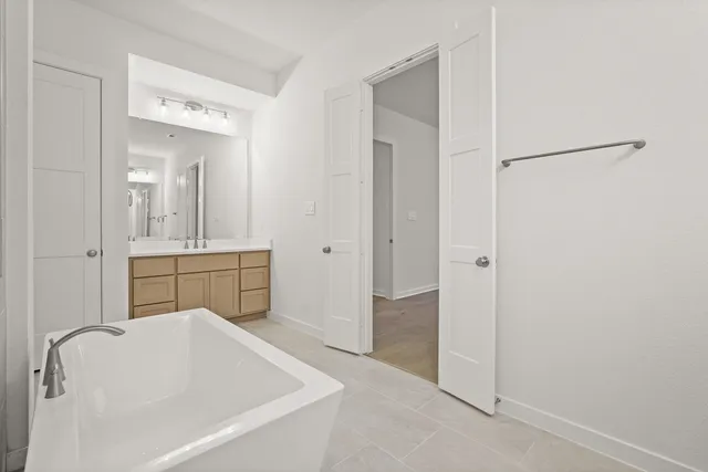 $725,000 | 420 Soaring Sparrow Trail, Katy, TX 77493