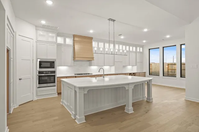 $725,000 | 420 Soaring Sparrow Trail, Katy, TX 77493