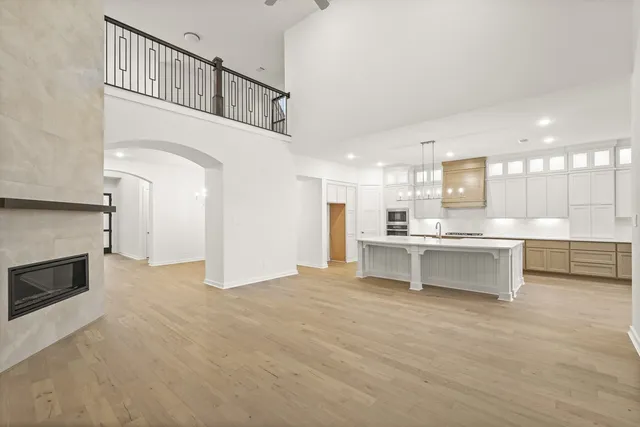 $725,000 | 420 Soaring Sparrow Trail, Katy, TX 77493