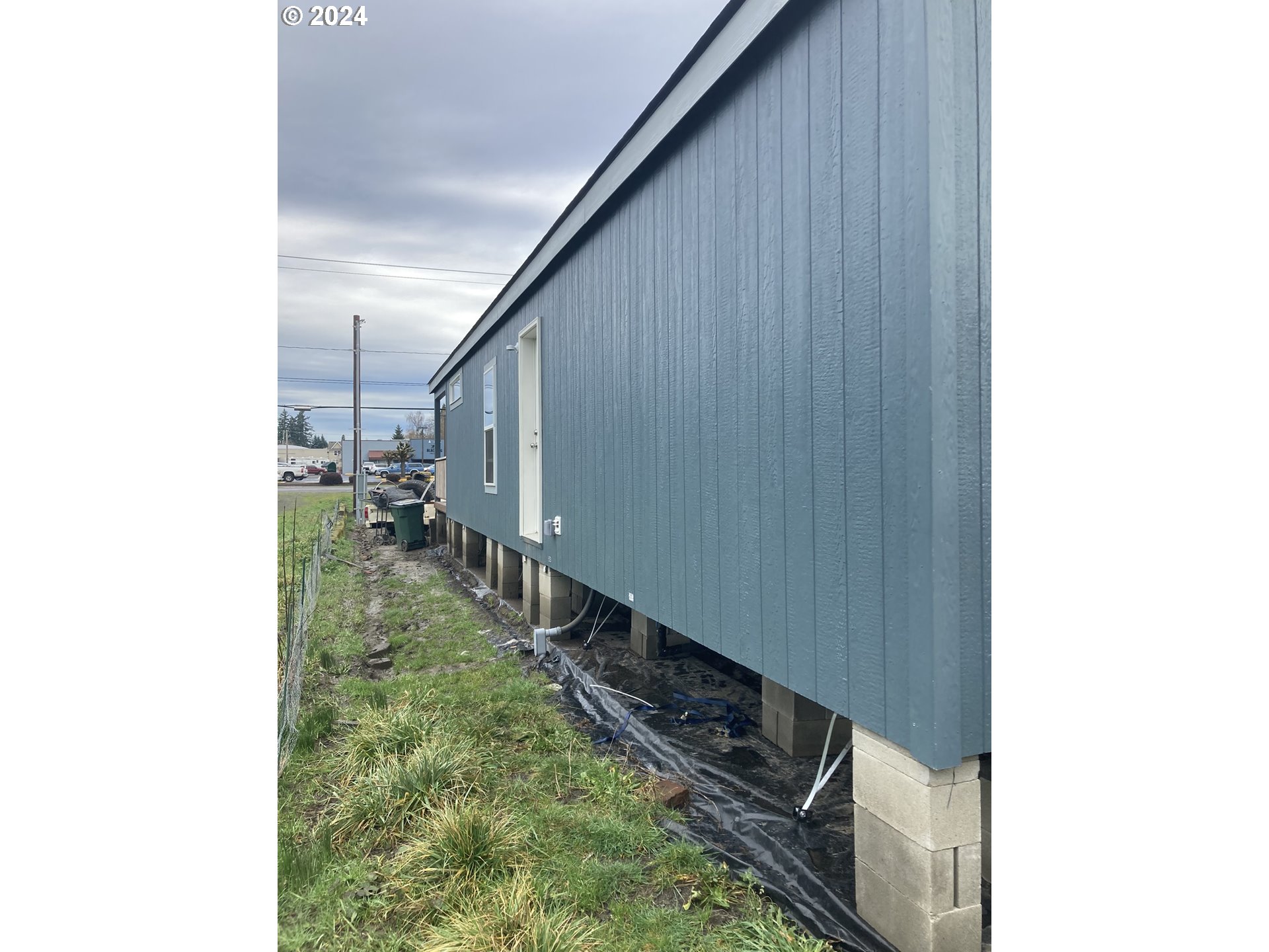 2824 19th Avenue Forest Grove, OR 97116 - Photo 7 of 10 a view of entryway