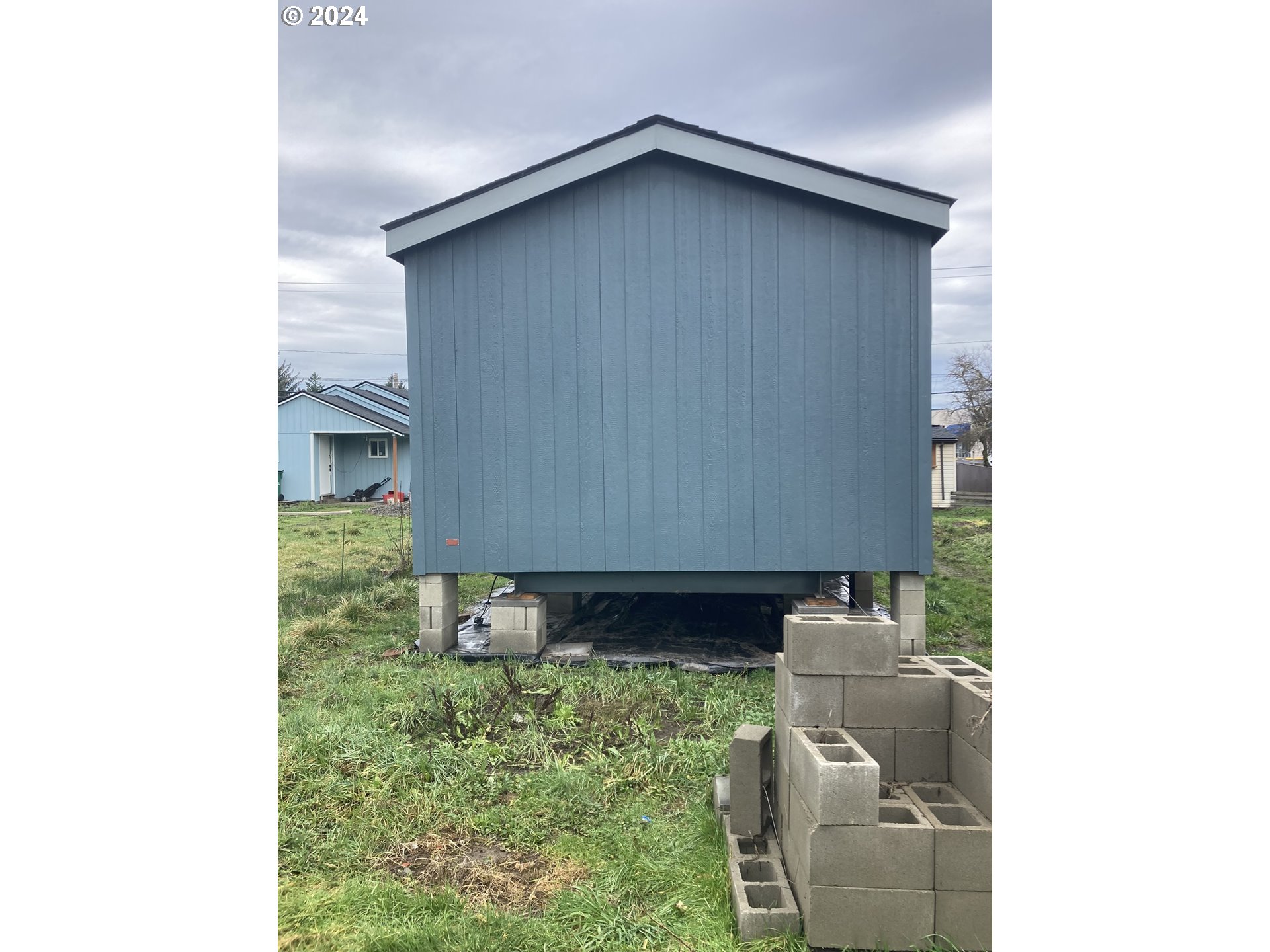 2824 19th Avenue Forest Grove, OR 97116 - Photo 10 of 10 a close view of washer and dryer