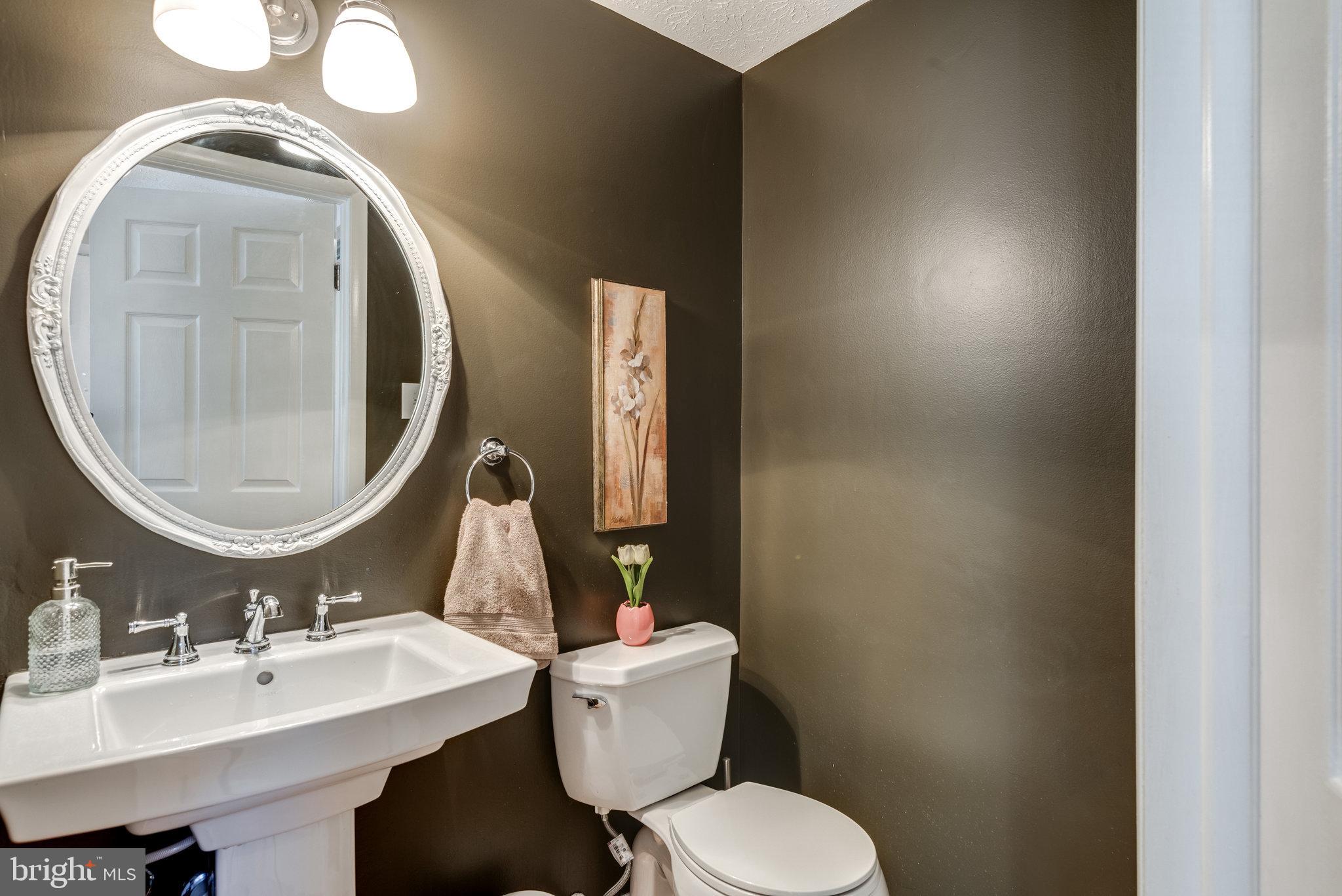 1608 Sierra Woods Drive Reston, VA 20194 - Photo 12 of 73