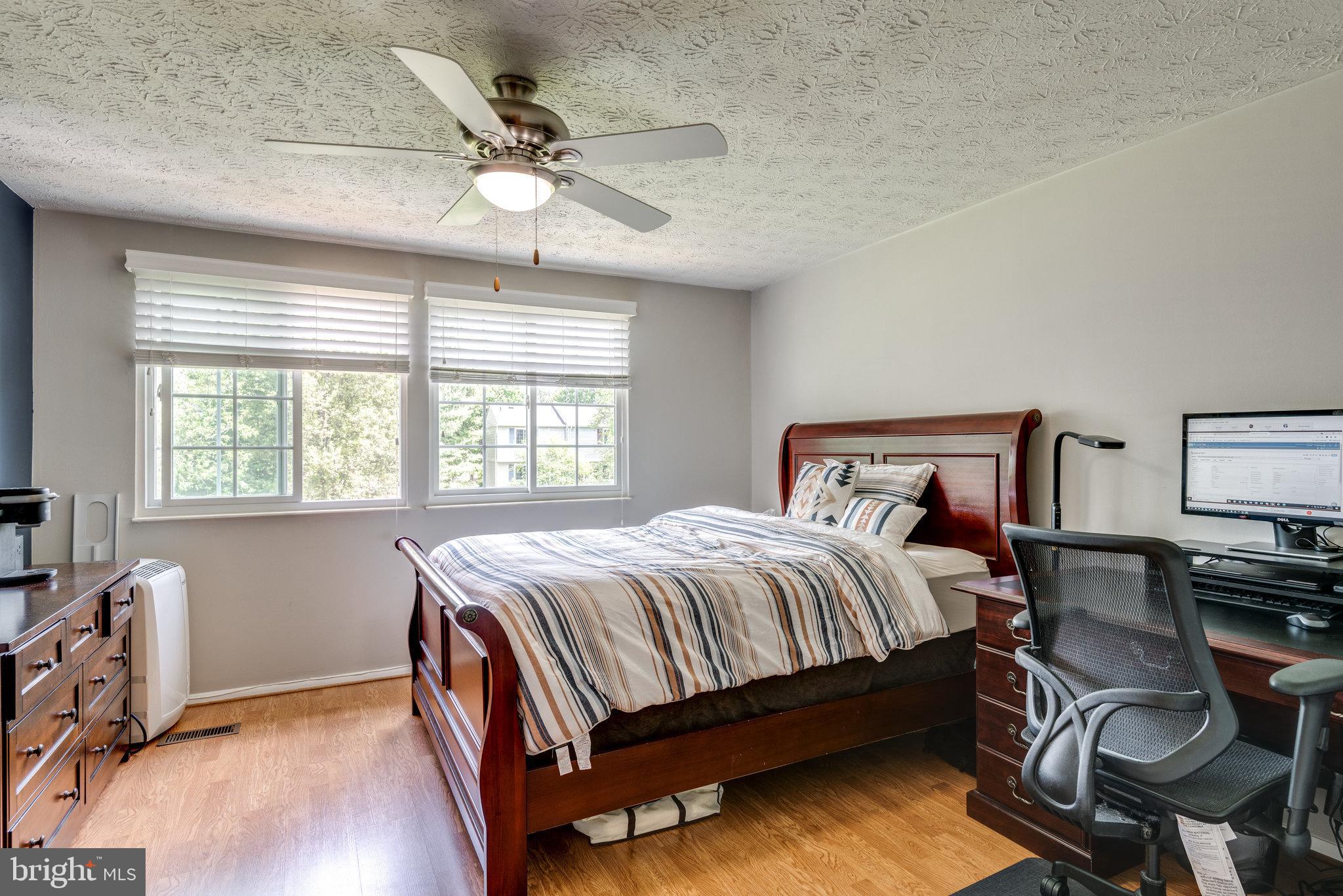 1608 Sierra Woods Drive Reston, VA 20194 - Photo 23 of 73