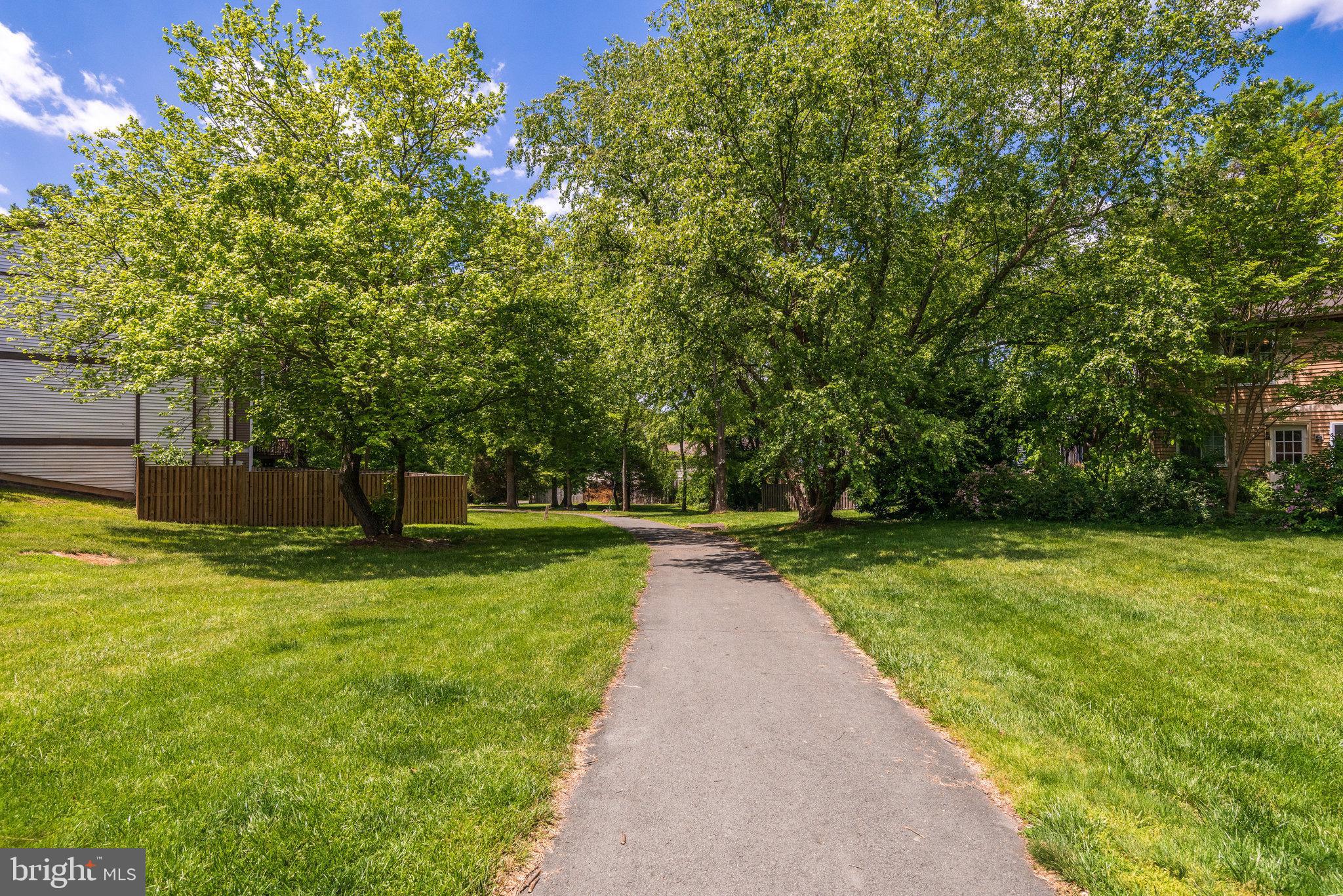 1608 Sierra Woods Drive Reston, VA 20194 - Photo 52 of 73