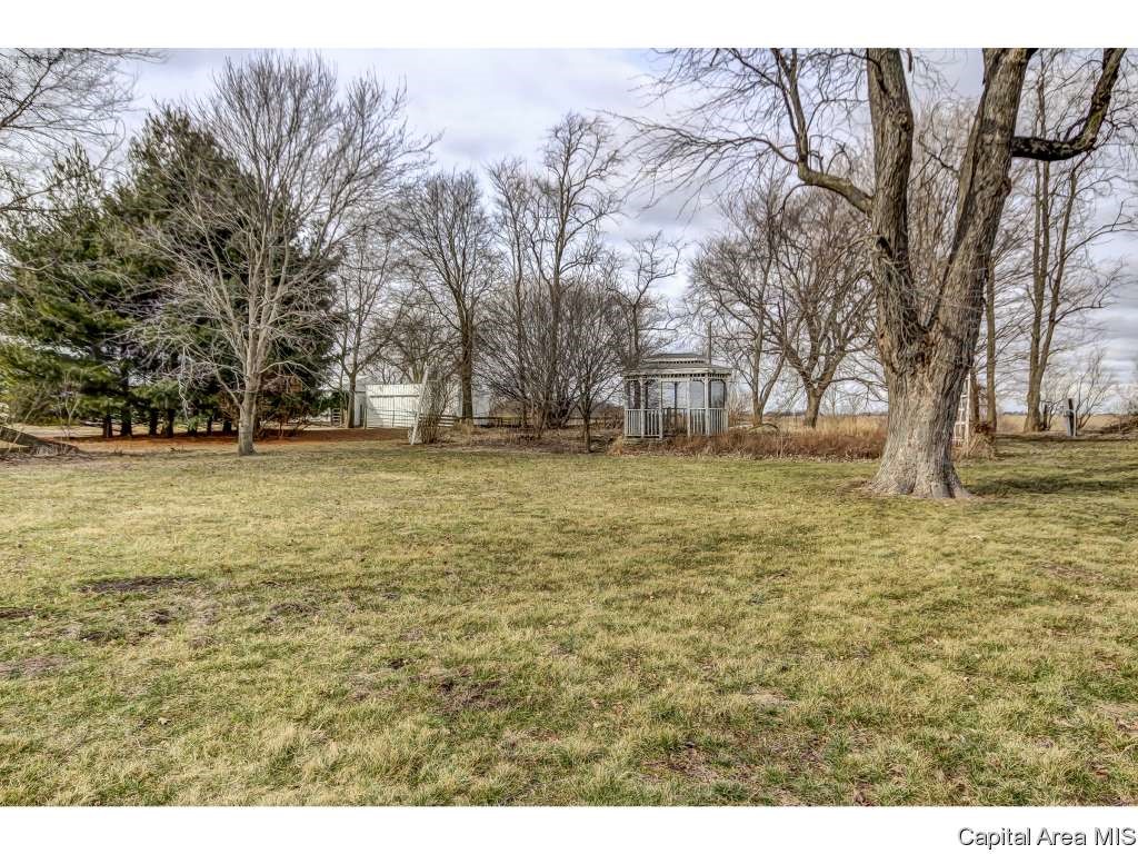 1583 East Barber Road Sherman, IL 62684 - Photo 24 of 31 Gallery Image 24