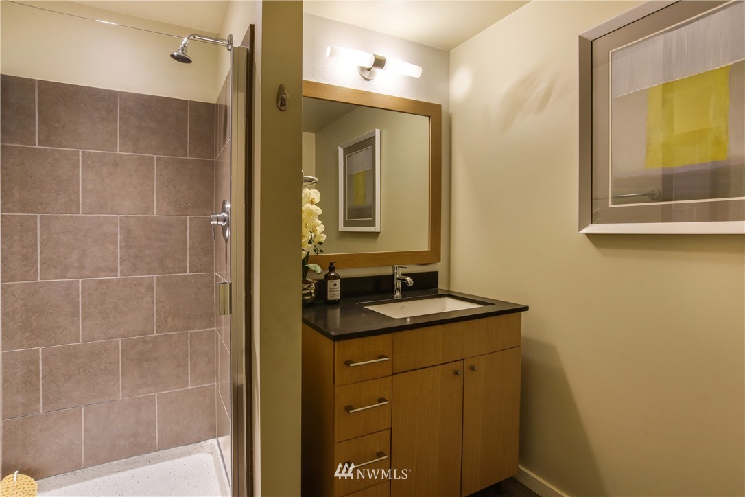 76 Cedar Street, Unit 1108 Seattle, WA 98121 - Photo 17 of 22