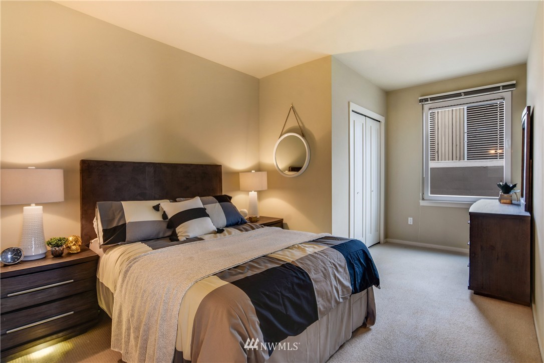 76 Cedar Street, Unit 1108 Seattle, WA 98121 - Photo 18 of 22