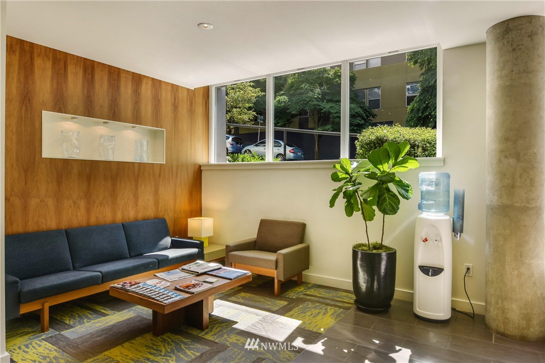 76 Cedar Street, Unit 1108 Seattle, WA 98121 - Photo 4 of 22