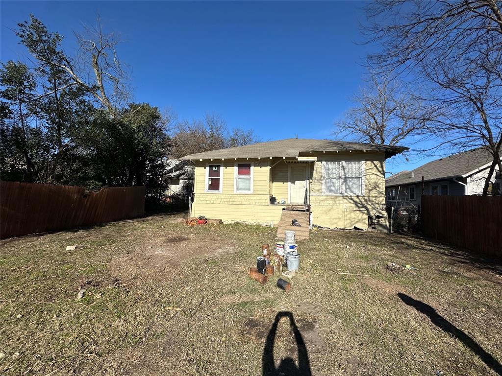 1824 Lyle Avenue Waco, TX 76708 - Photo 13 of 13 View of bungalow-style home
