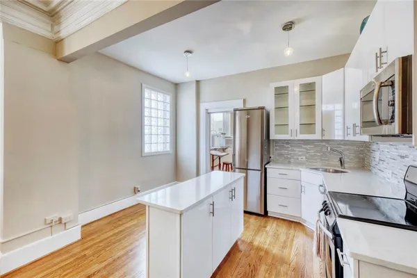$245,000 | 75 Ponce De Leon Avenue Northeast, Unit 203, Atlanta, GA 30308