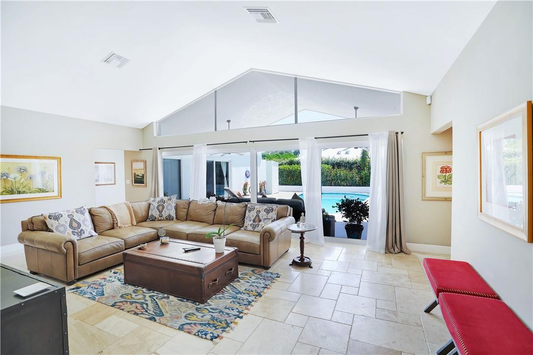1366 Walnut Terrace Boca Raton, FL 33486 - Photo 4 of 24 Photo 4