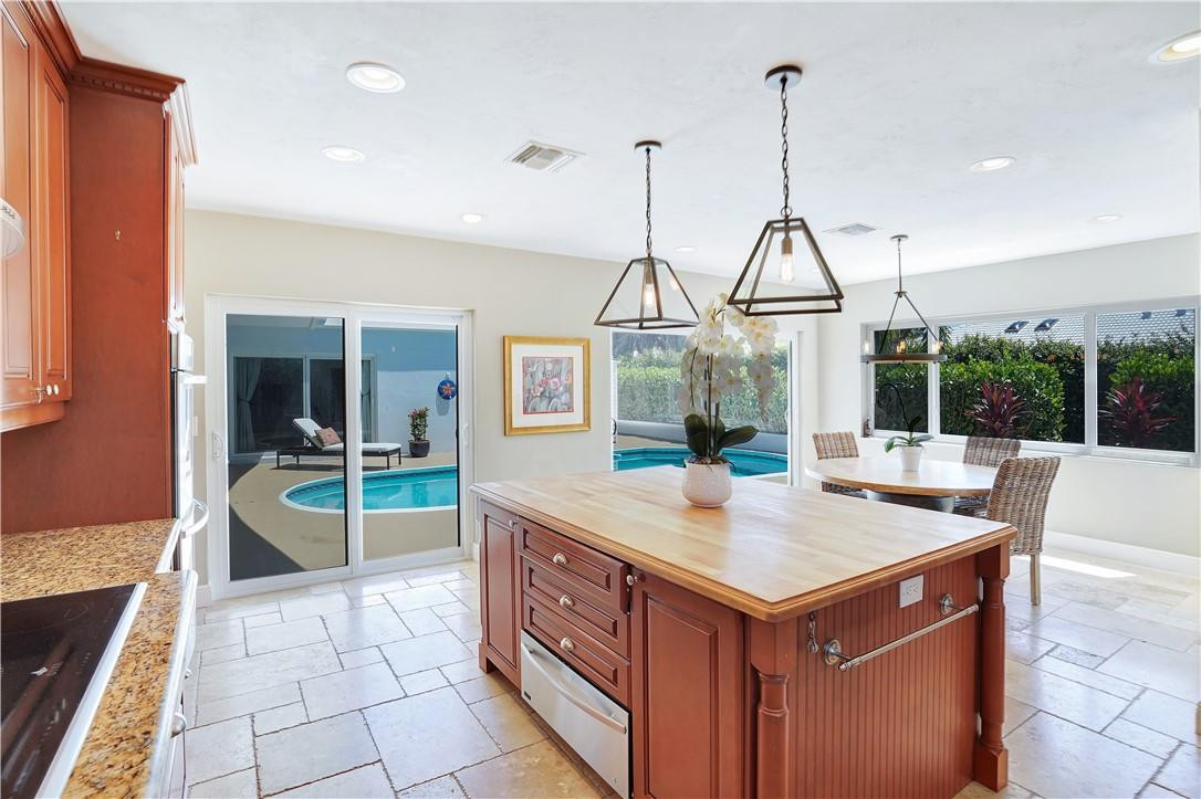 1366 Walnut Terrace Boca Raton, FL 33486 - Photo 10 of 24 Photo 10