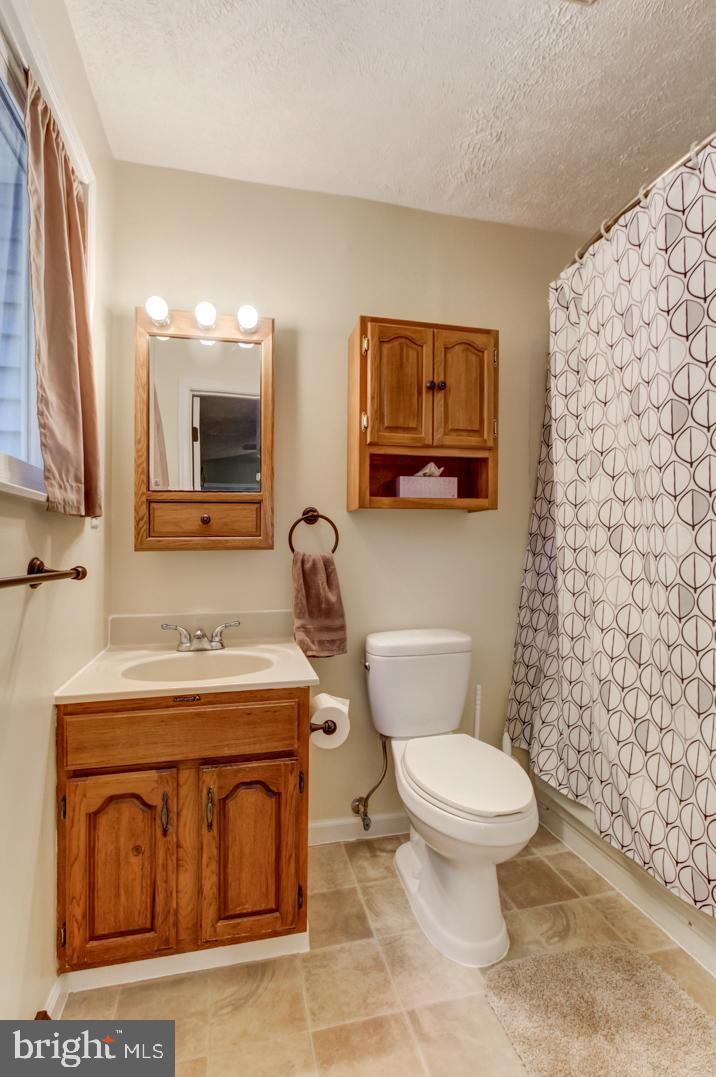599 East Canal Road York, PA 17404 - Photo 19 of 35