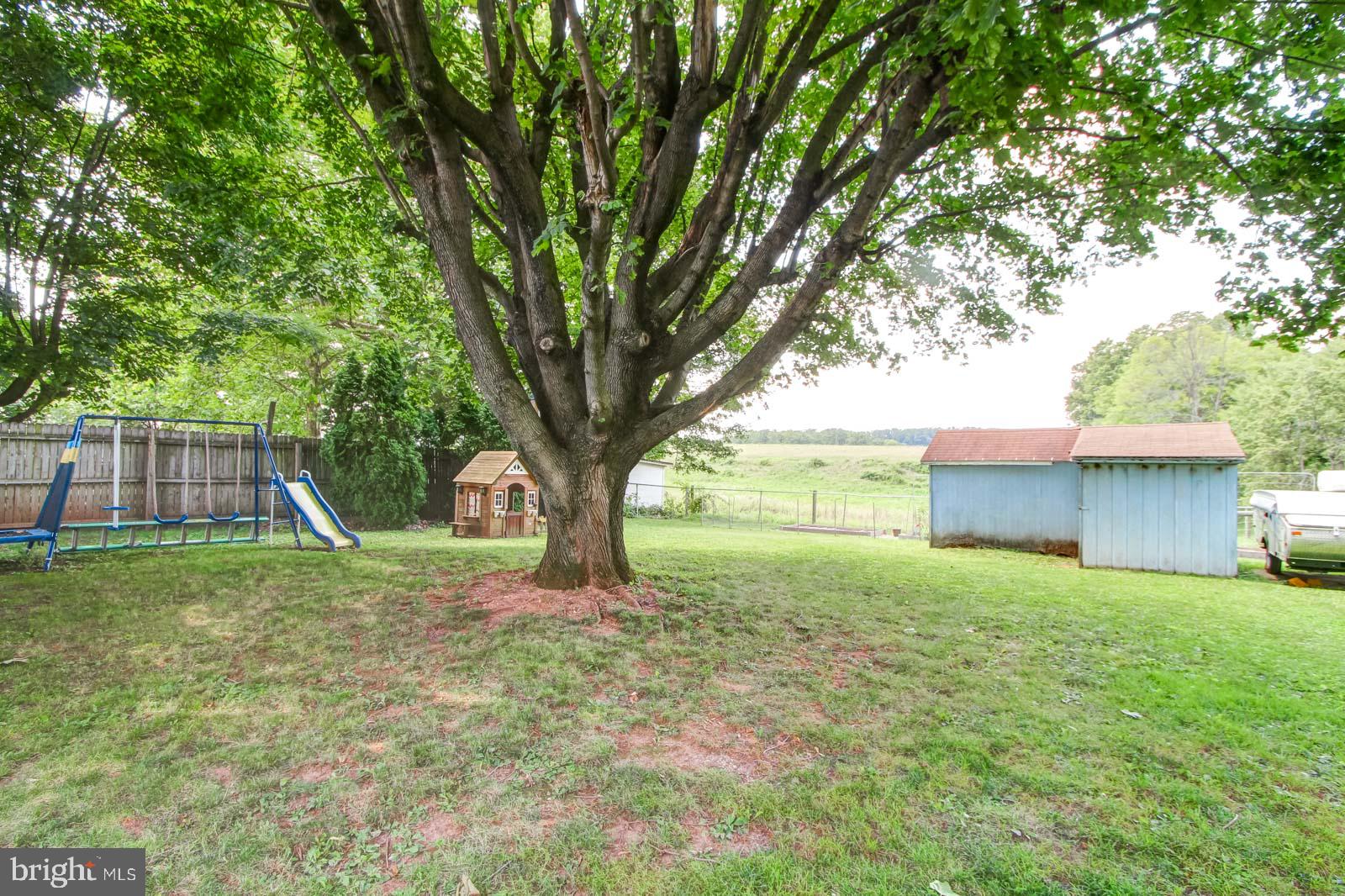 599 East Canal Road York, PA 17404 - Photo 27 of 35
