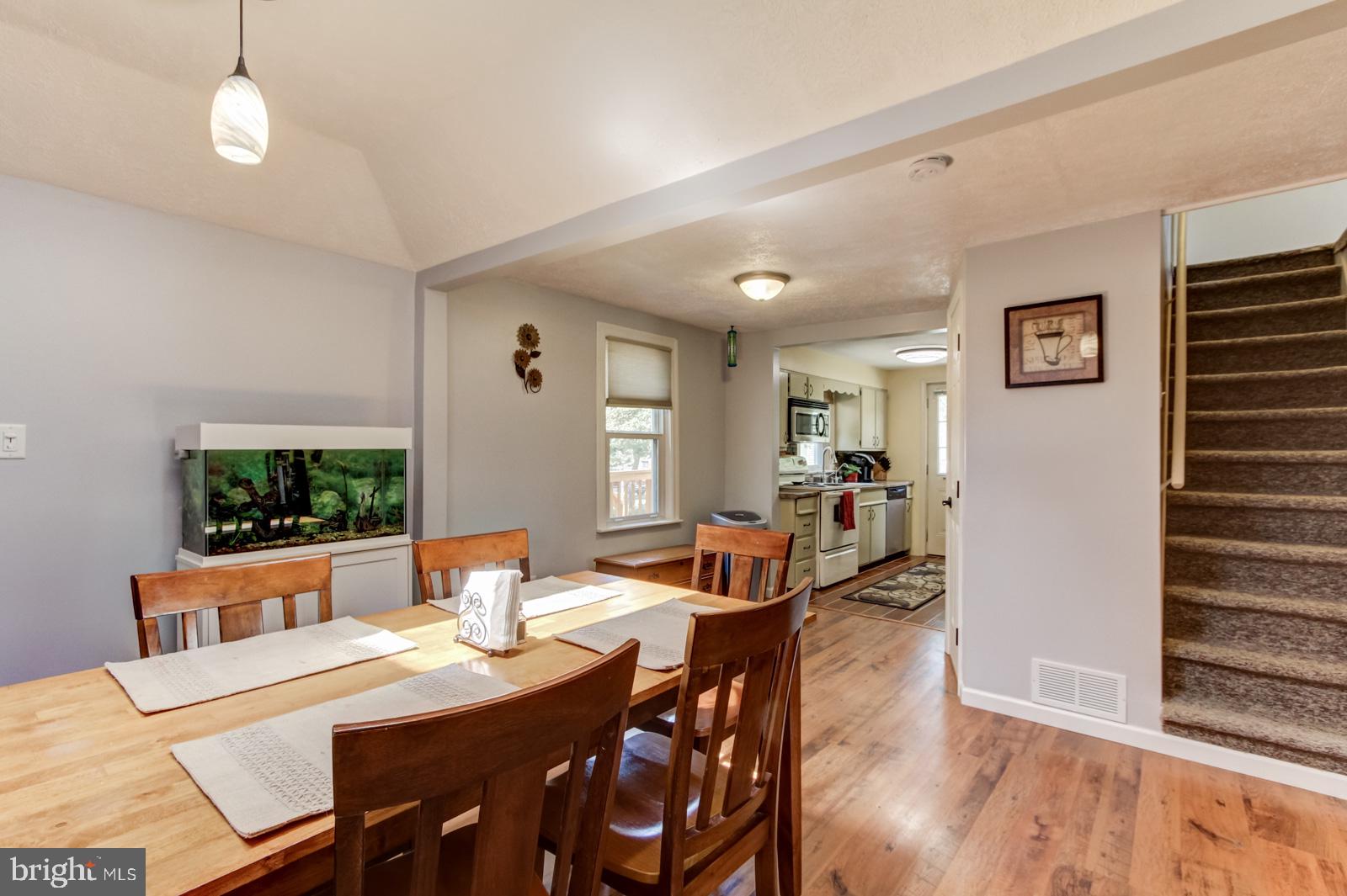 599 East Canal Road York, PA 17404 - Photo 8 of 35