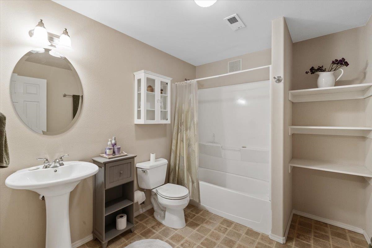 1426 West Toni Rae Drive Spokane, WA 99218 - Photo 42 of 50 Gallery Image 42