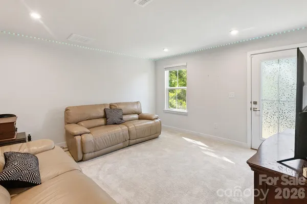 $455,000 | 9866 Oaklawn Boulevard Northwest, Huntersville, NC 28078