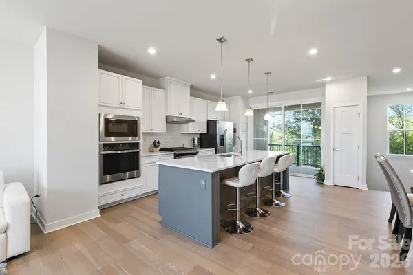$455,000 | 9866 Oaklawn Boulevard Northwest, Huntersville, NC 28078