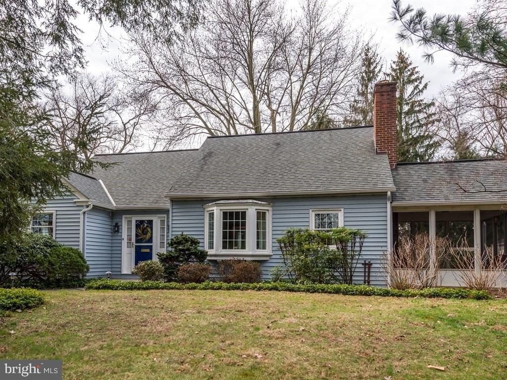 1648 Ridgeview Avenue Lancaster, PA 17603 - Photo 1 of 30 Gallery Image 1