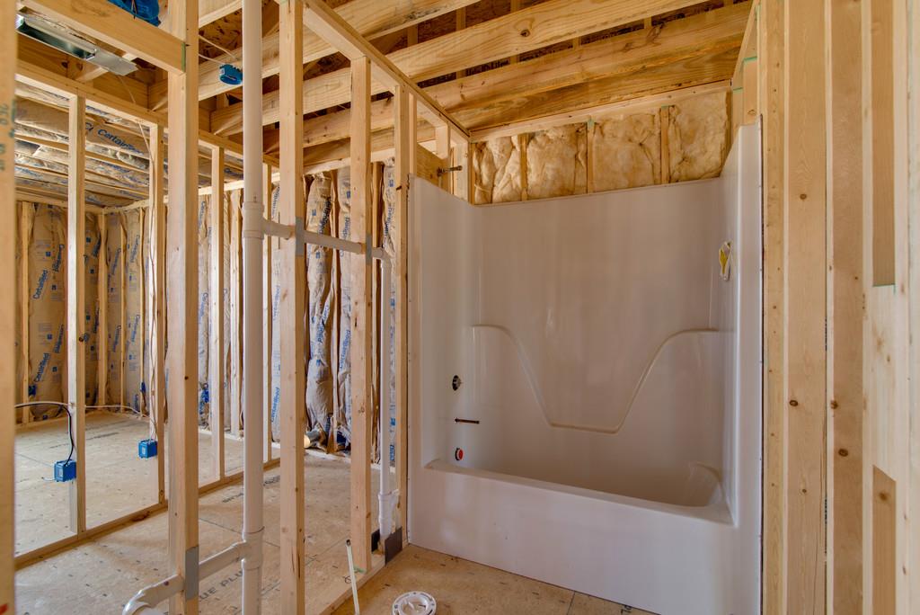 826 Hooper Road Charlotte, TN 37036 - Photo 16 of 20 Gallery Image 16